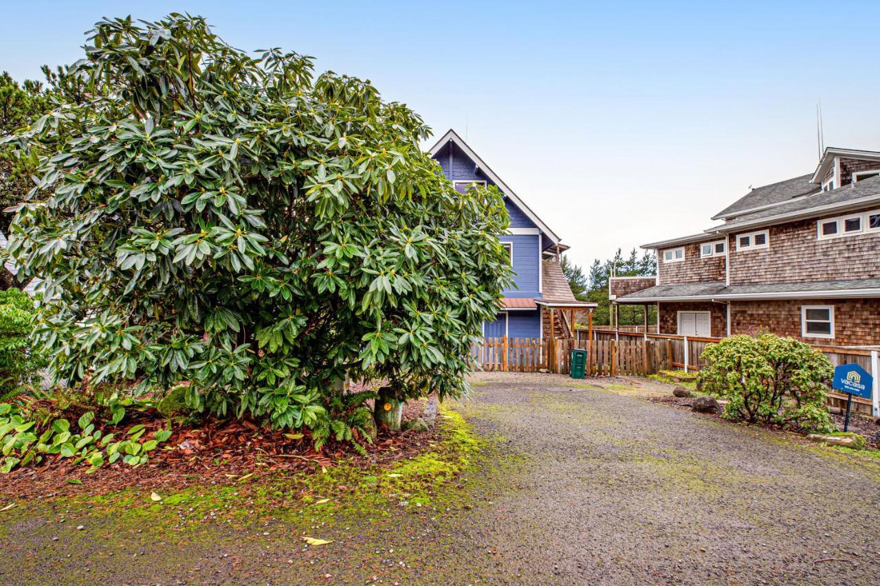 Grove'S Bayview Villa Rockaway Beach Exterior photo